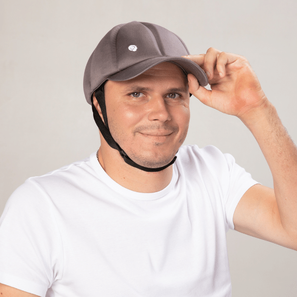 Baseball cap platin Ribcap medical grade helmet adult male